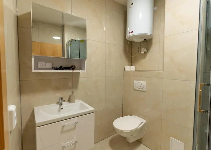 Center - Modern For 2 * Πίλζεν